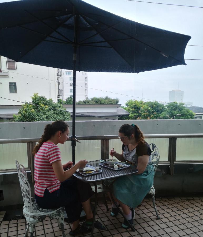 Atami Onsen Guest House Megumi Esterno foto