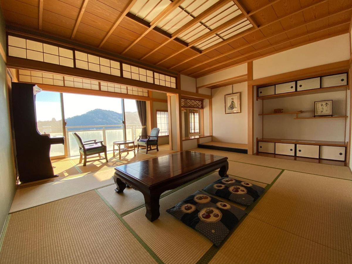 Atami Onsen Guest House Megumi Esterno foto