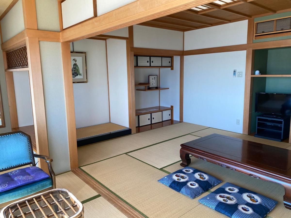 Atami Onsen Guest House Megumi Esterno foto