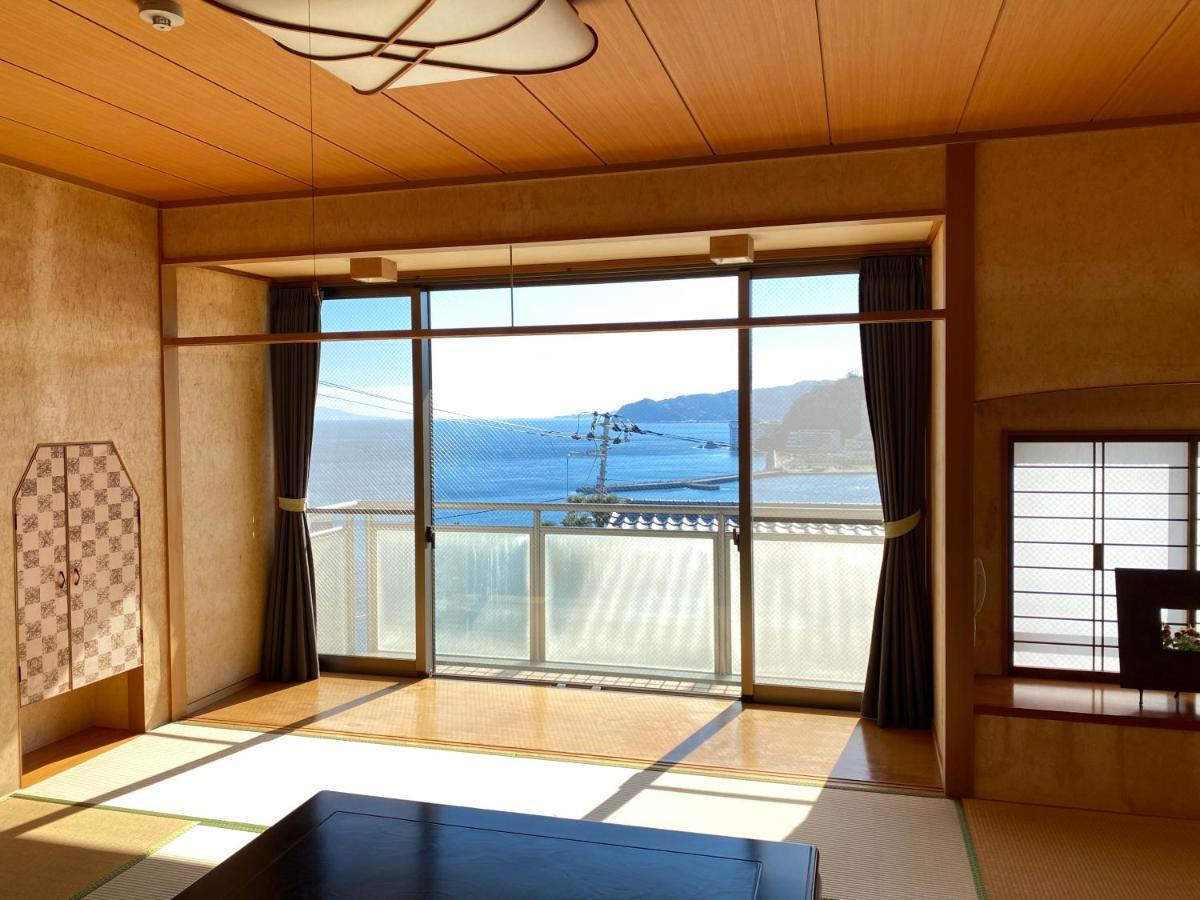 Atami Onsen Guest House Megumi Esterno foto