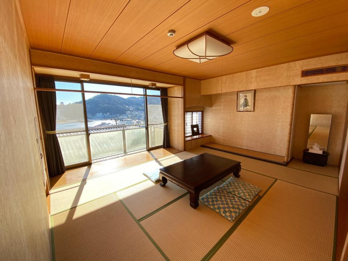 Atami Onsen Guest House Megumi Esterno foto