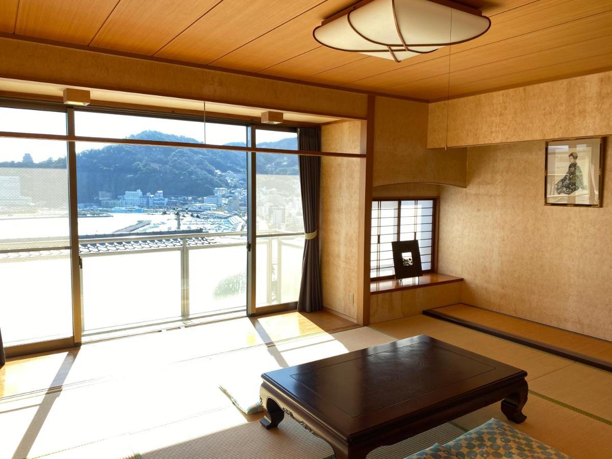Atami Onsen Guest House Megumi Esterno foto