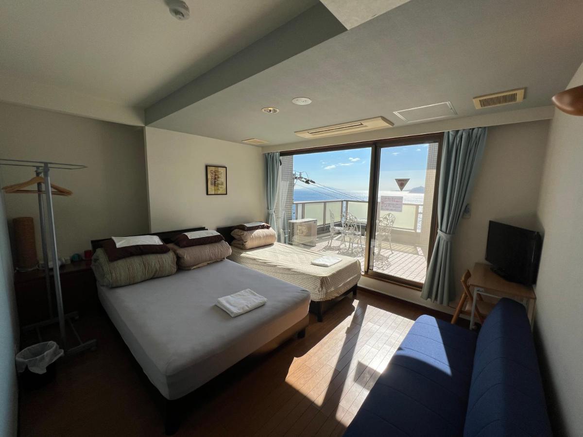 Atami Onsen Guest House Megumi Esterno foto